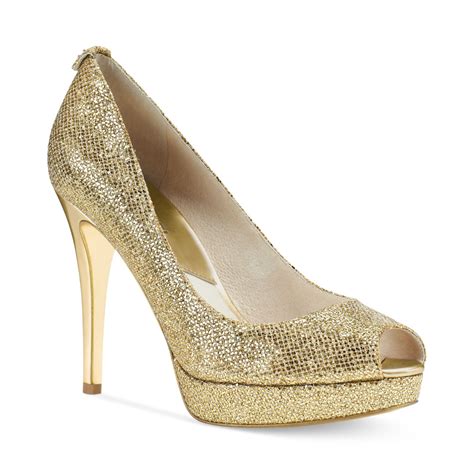 michael kors gold pump